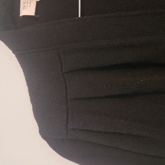 ST John black open front cardigan with Ballon sleeves and cinched cuffs - Picture 4 of 12